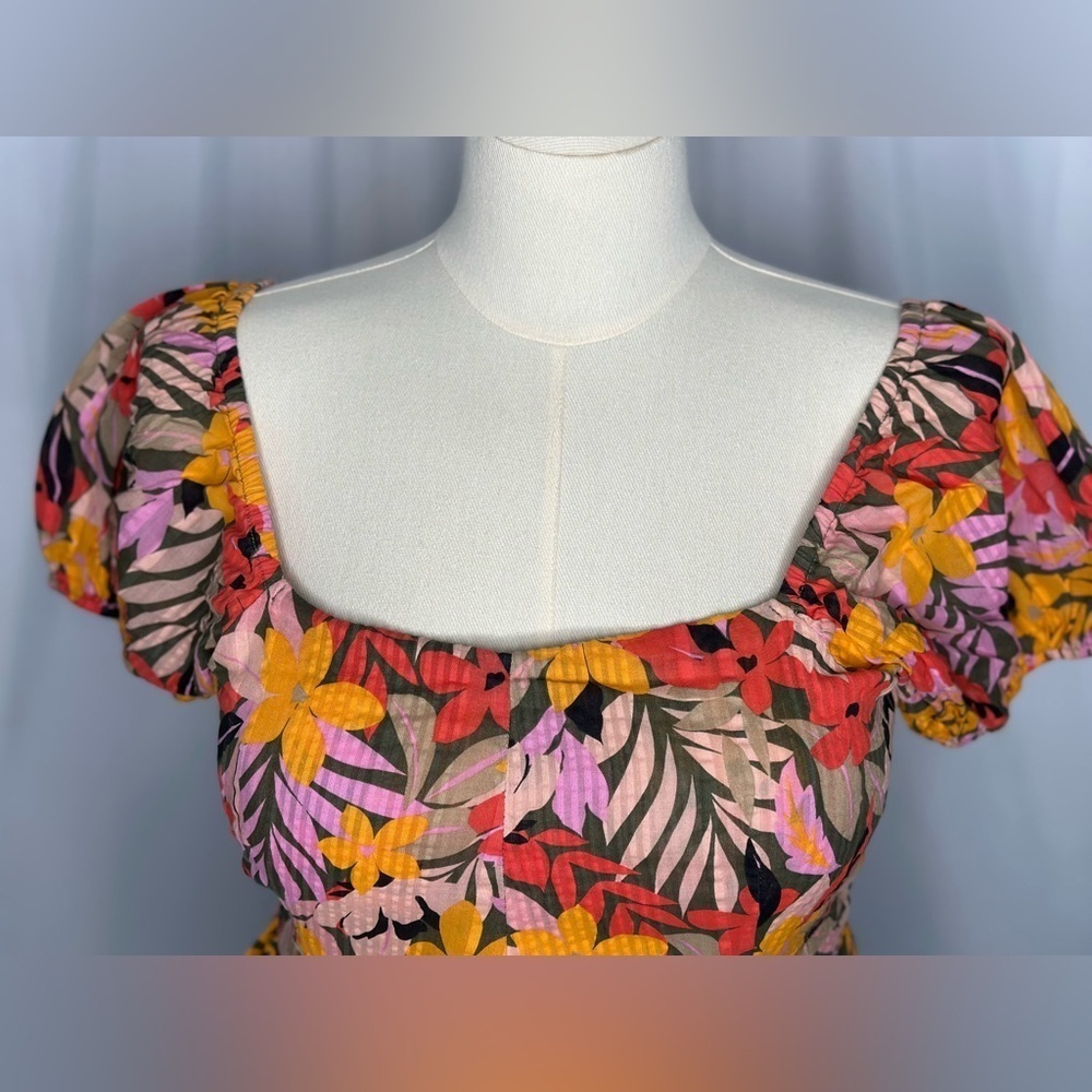Loft Floral Top (30) - Picture 7 of 14
